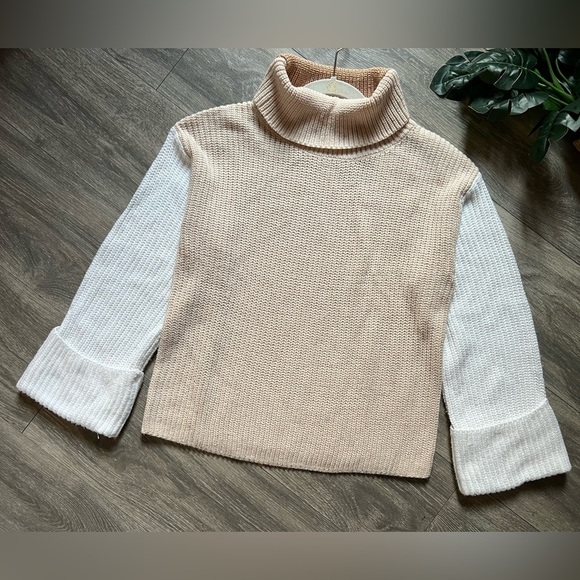 Simplee Turtleneck Chunky Color Block Sweater - Picture 5 of 9
